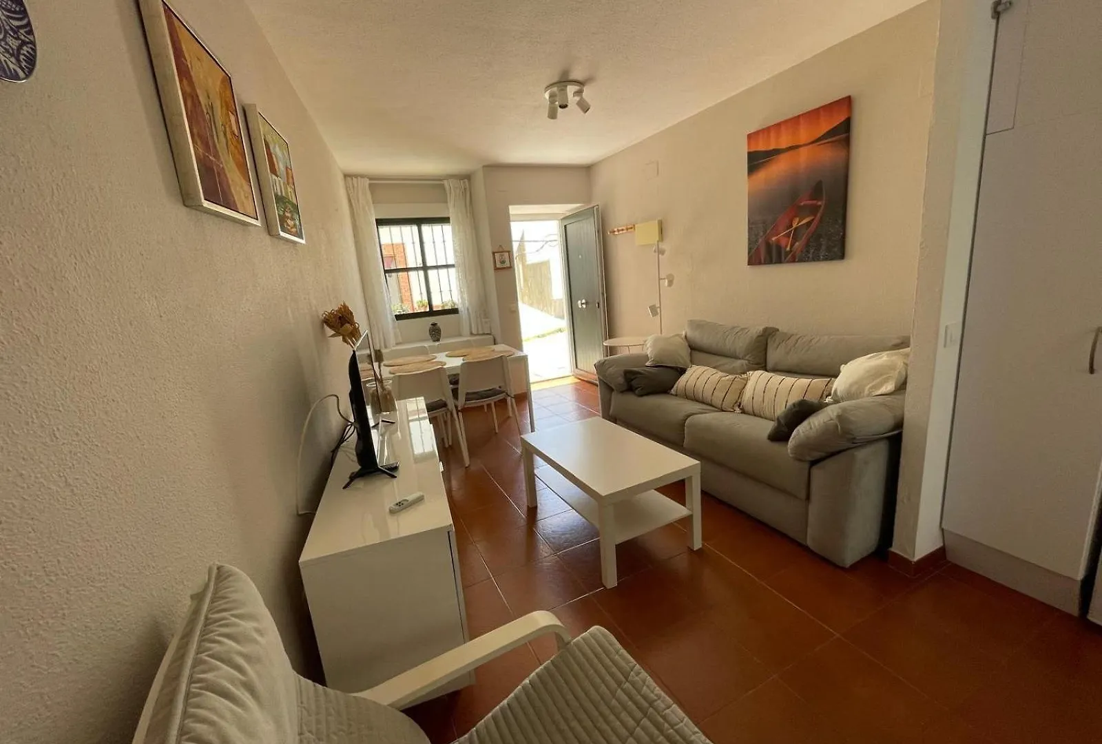 公寓 Apartamento La Muralla 萨阿拉德洛斯阿图内斯 西班牙